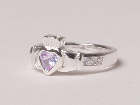 Claddagh ring hot sale june birthstone